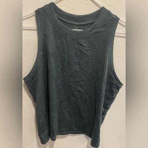 Vuori energy womens top dark gray size M